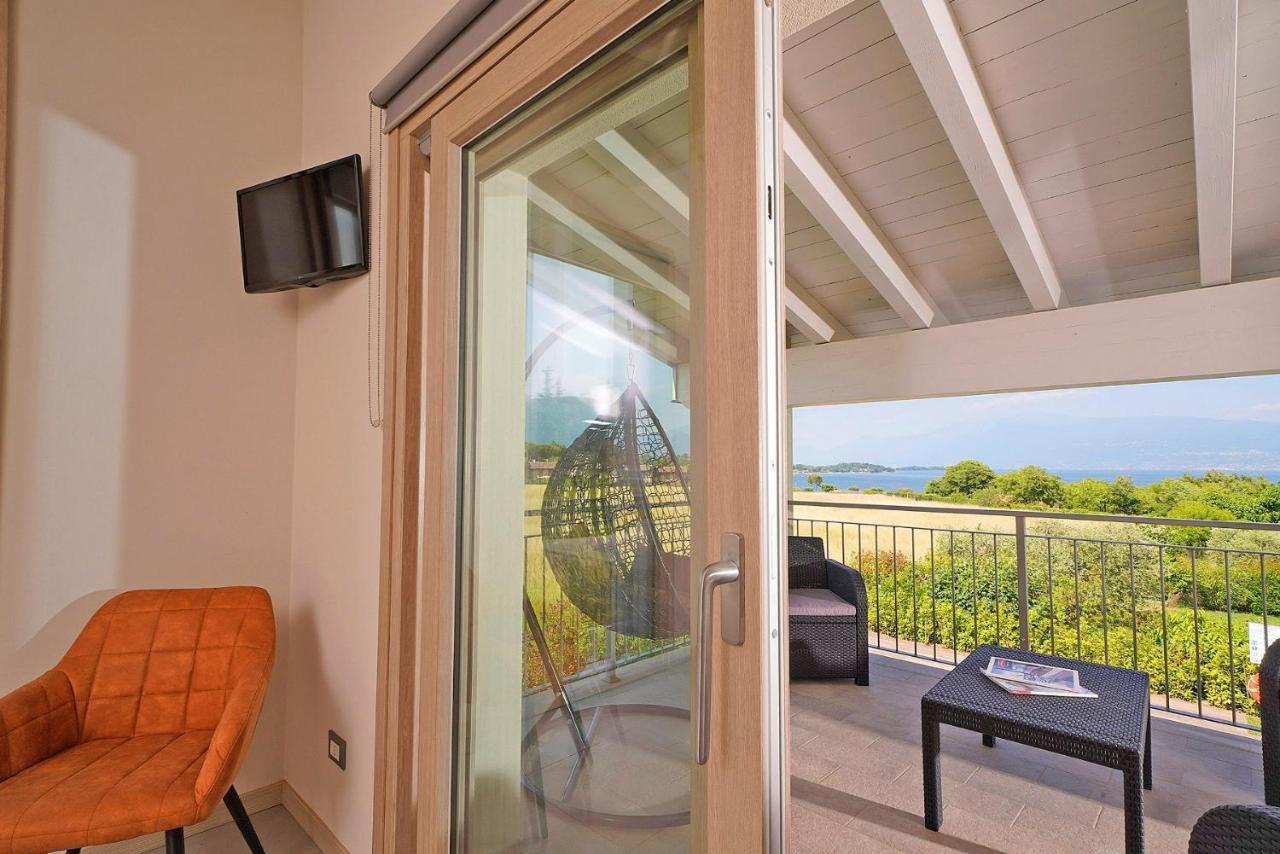 Gardaliva 5 Apartment Manerba del Garda Ngoại thất bức ảnh